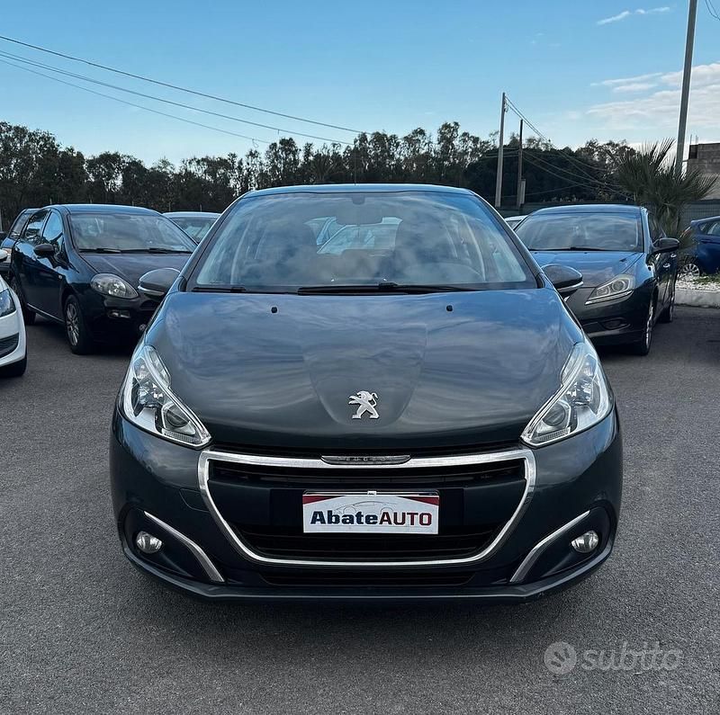 Usata Peugeot 208 Allure 75 CV (55 kW) 2018 Grigio Utilitaria