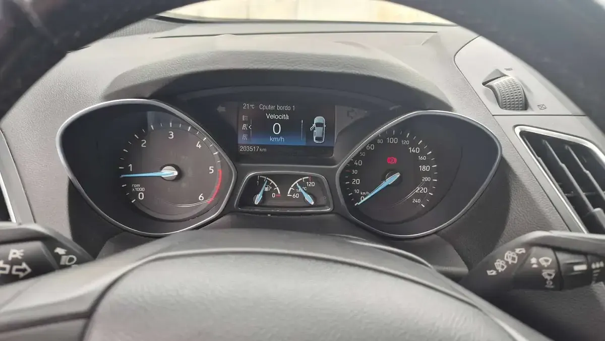 Usata Ford C-MAX 120 CV (88 kW) 2017 Argento Monovolume
