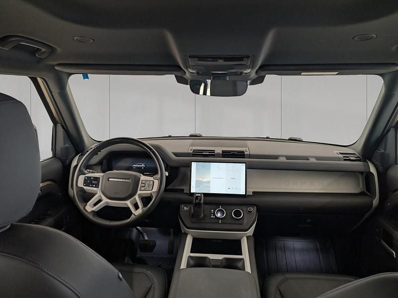 Usata Land Rover Defender SE Dynamic 200 CV (147 kW) 2024 Gondwana stone gloss SUV