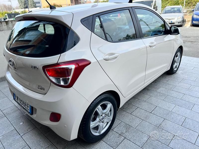 Usata Hyundai i10 Style 66 CV (48 kW) 2014 Utilitaria