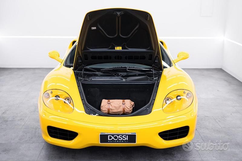 Usata Ferrari 360 400 CV (294 kW) 2000 Giallo Coupé