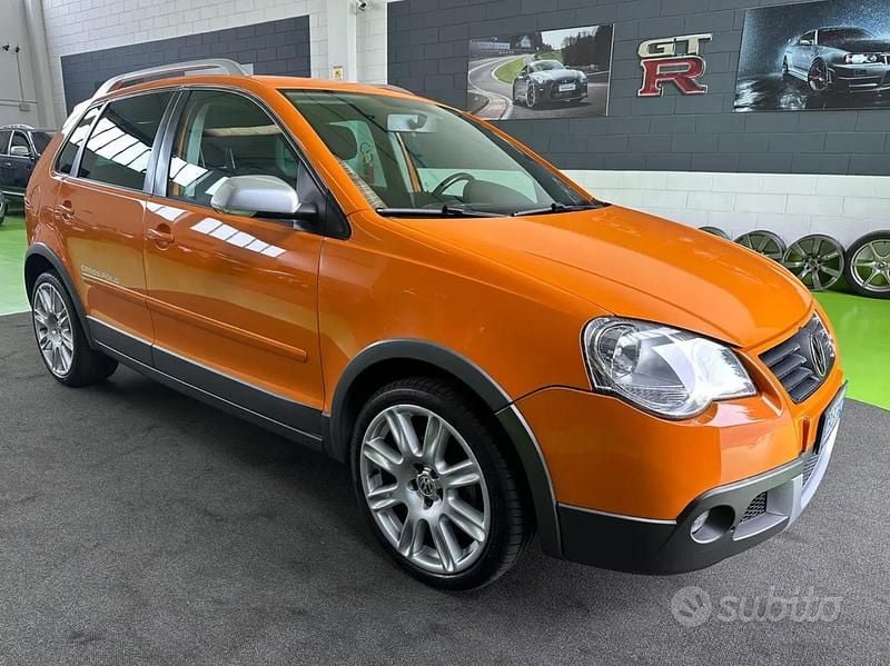 Käytetty VW Polo Cross 69 HP (50 kW) 2009 Oranssi Viistoperä