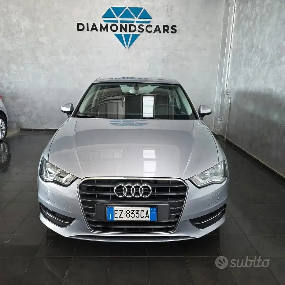 Usata Audi A3 Attraction 125 CV (91 kW) 2015 Grigio Berlina
