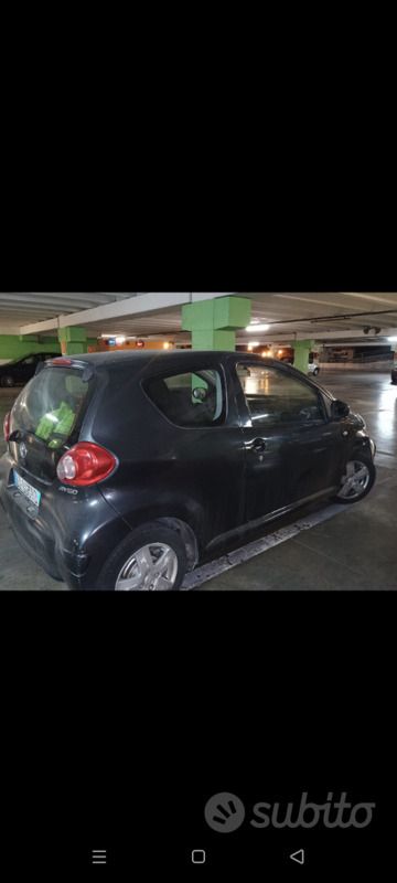 Usata Toyota Aygo 2007 Grigio Utilitaria