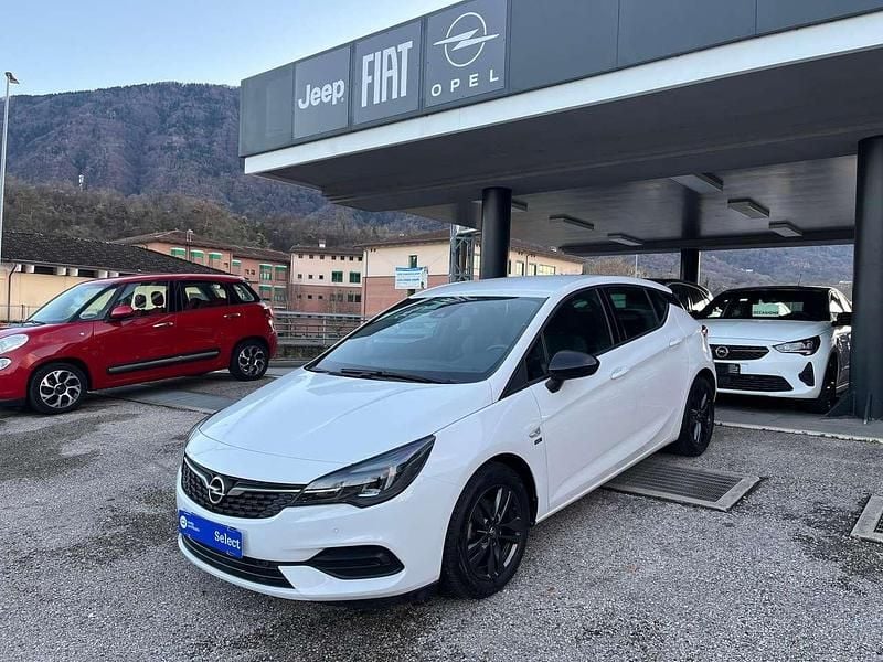 Bianco Usata 2020 Opel Astra S Tre volumi | 14.500 € (Buon prezzo) - Immagine 1/4