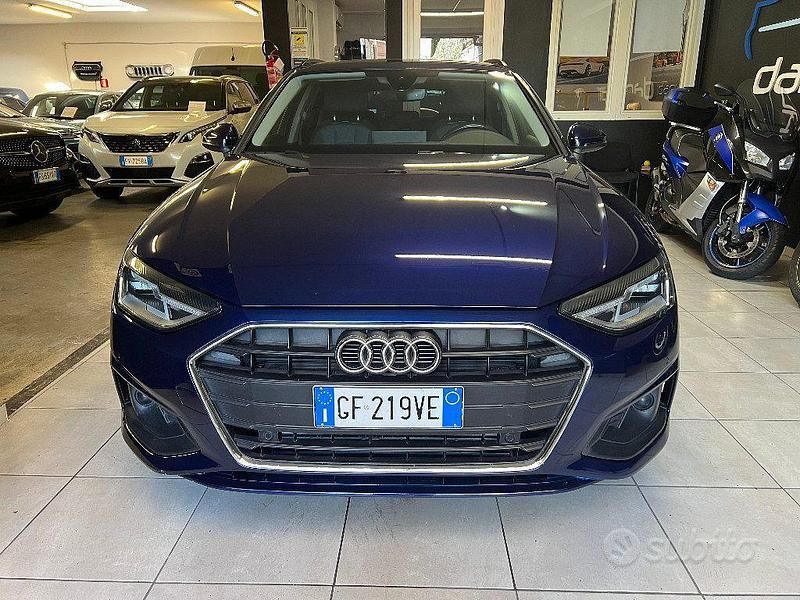 Begagnad Audi A4 Business 150 HK (110 kW) 2021 Blå Kombi