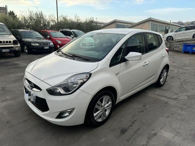 Bianco pastello Usata 2012 Hyundai ix20 Classic Due volumi | 6500 € (Molto cara) - Immagine 1/4