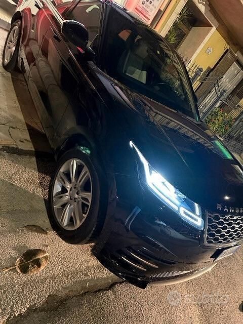 Usata Land Rover Range Rover Velar R-Dynamic 240 CV (176 kW) 2020 Nero SUV