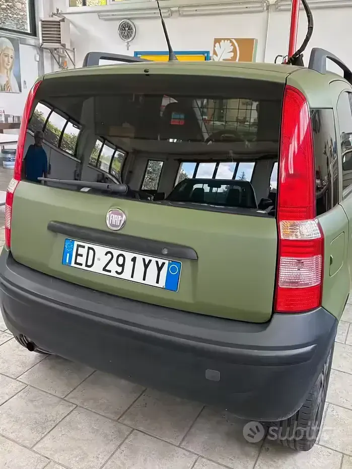 Usata Fiat Panda 75 CV (55 kW) 2010 Verde Utilitaria