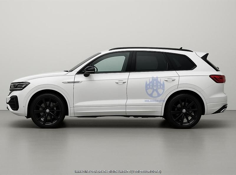 Usata VW Touareg Style 286 CV (210 kW) 2023 Bianco SUV