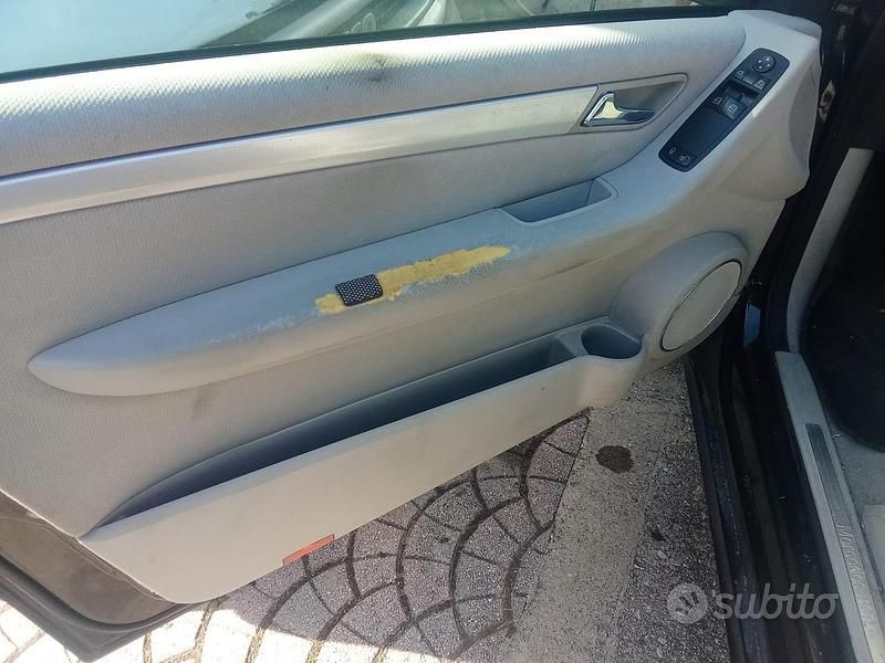 Usata Mercedes A180 Avantgarde 109 CV (80 kW) 2006 Nero Coupé