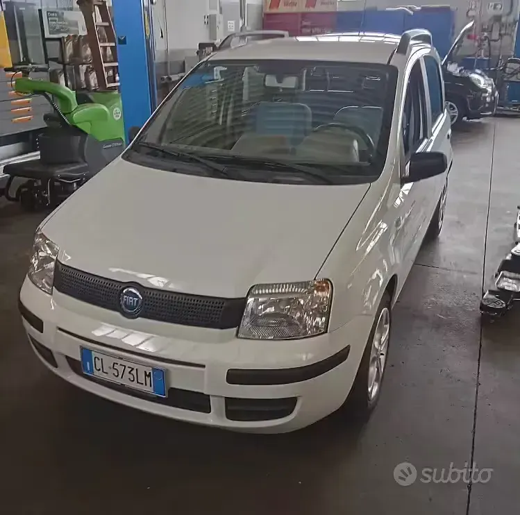 Usata Fiat Panda Dynamic 60 CV (44 kW) 2004 Bianco Utilitaria
