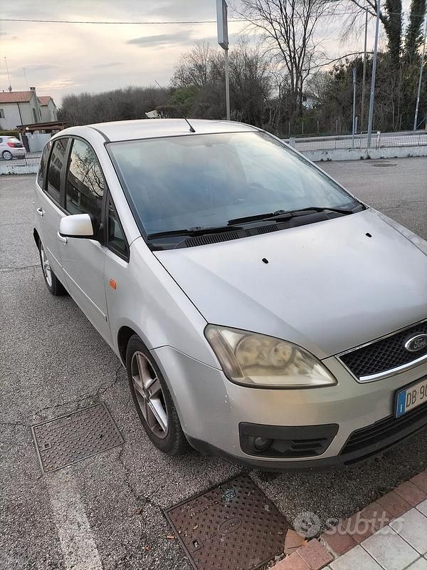 Usata Ford Focus 100 CV (73 kW) 2006 Grigio Berlina