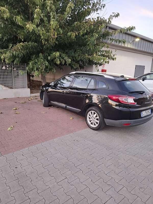 Usata Renault Mégane 110 CV (80 kW) 2011 Berlina