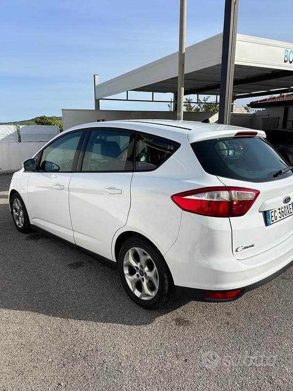 Usata Ford C-MAX 115 CV (84 kW) 2011 Bianco Monovolume