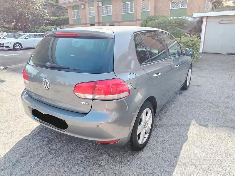 Usata VW Golf VII Highline 105 CV (77 kW) 2012 Grigio Berlina