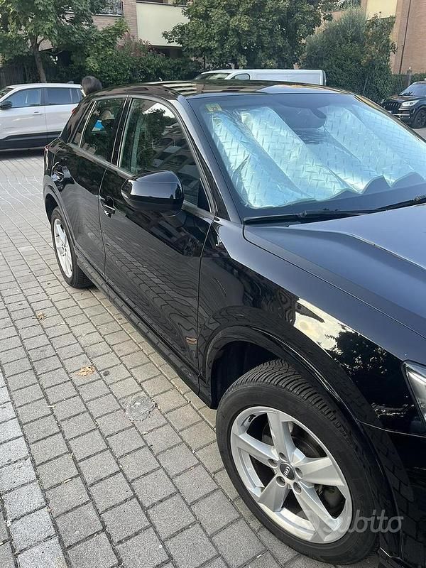 Usata Audi Q2 Business 116 CV (85 kW) 2017 Nero SUV