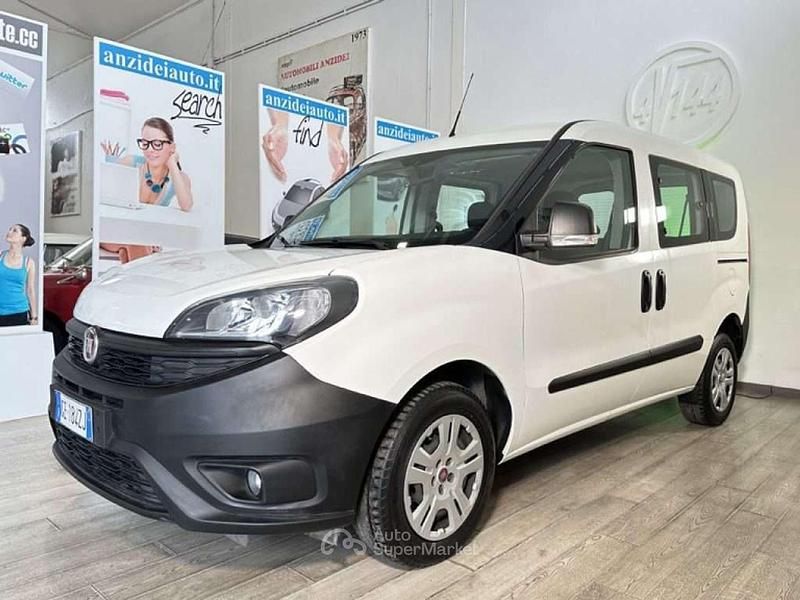 Usata Fiat Doblò Easy 95 CV (69 kW) 2021 Bianco Monovolume
