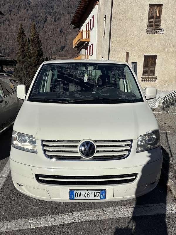 Usata VW Caravelle 131 CV (96 kW) 2009