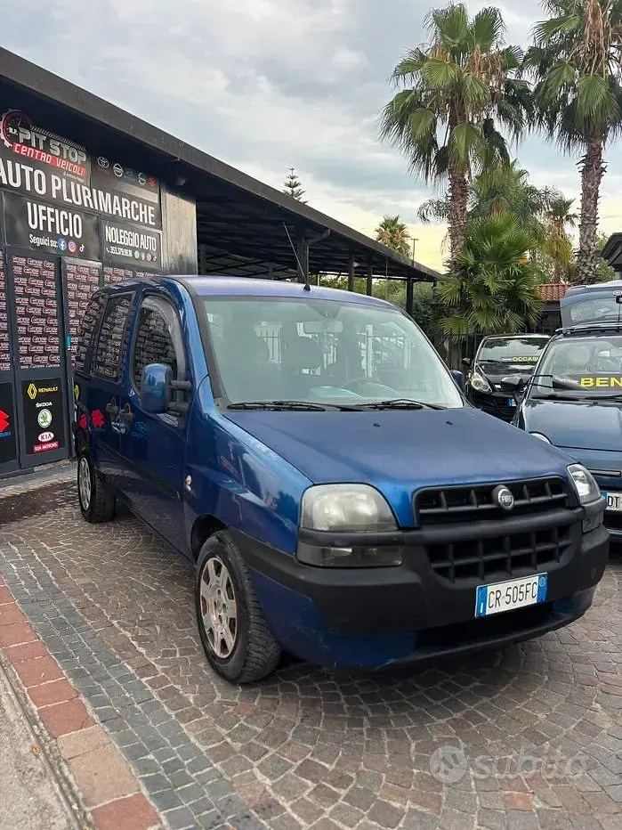 Usata Fiat Doblò 69 CV (50 kW) 2004 Bluazzurro Monovolume