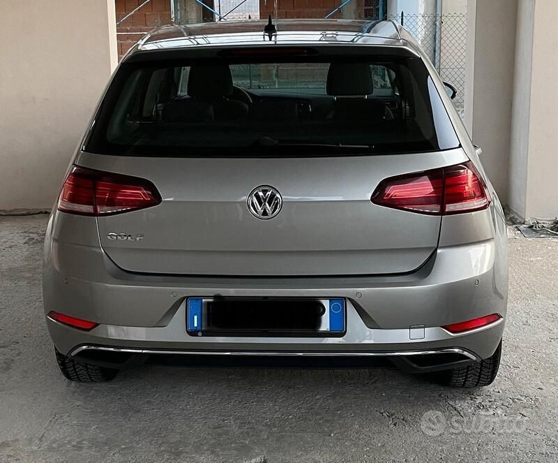 Usata VW Golf VII Business 115 CV (84 kW) 2019 Grigio Utilitaria