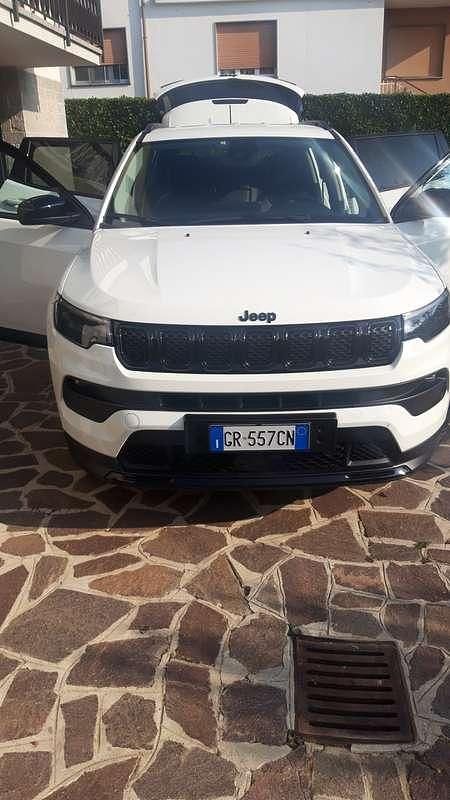 Usata Jeep Compass 131 CV (96 kW) 2023 Bianco SUV