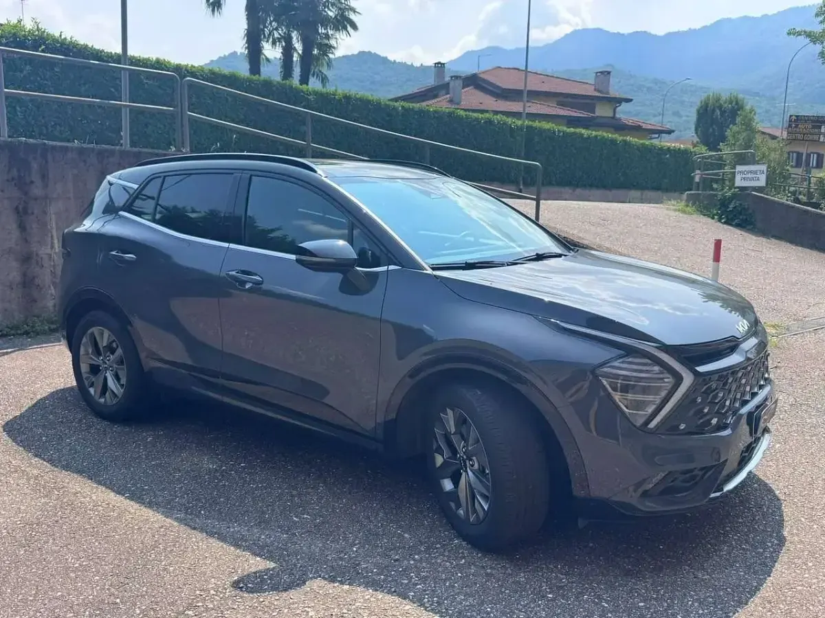 Usata Kia Sportage GT-Line 179 CV (131 kW) 2024 Grigio SUV