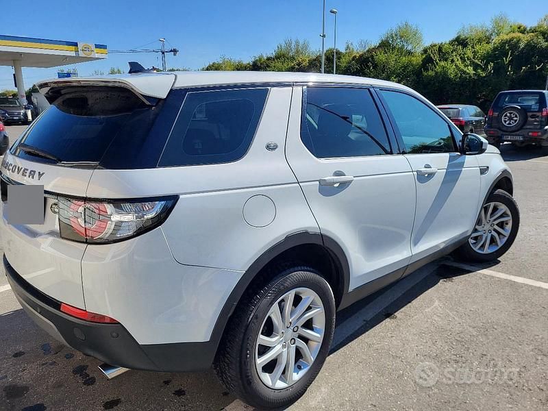 Usata Land Rover Discovery Sport SE 180 CV (132 kW) 2016 Bianco SUV