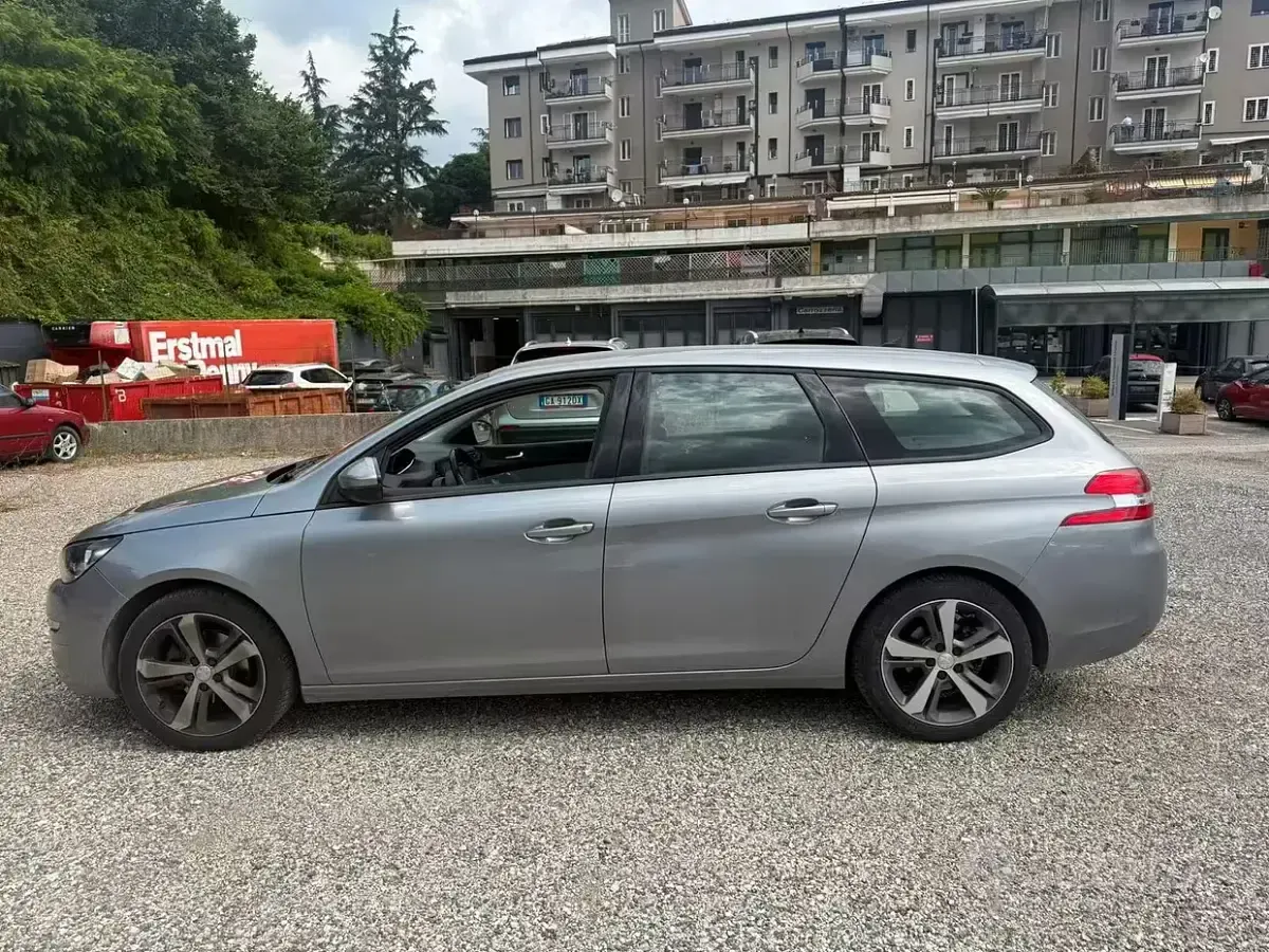 Usata Peugeot 308 Allure 131 CV (96 kW) 2014 Grigio Station wagon