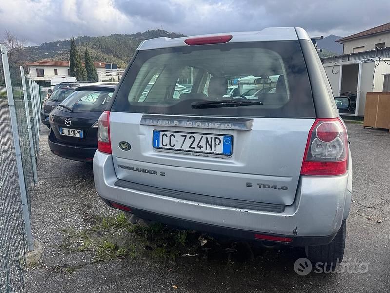 Usata Land Rover Freelander 2 160 CV (117 kW) 2010 Grigio SUV