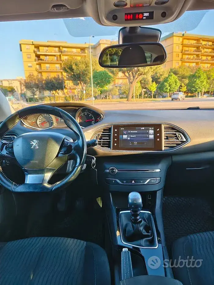 Usata Peugeot 308 SW Allure 120 CV (88 kW) 2016 Grigio Station wagon