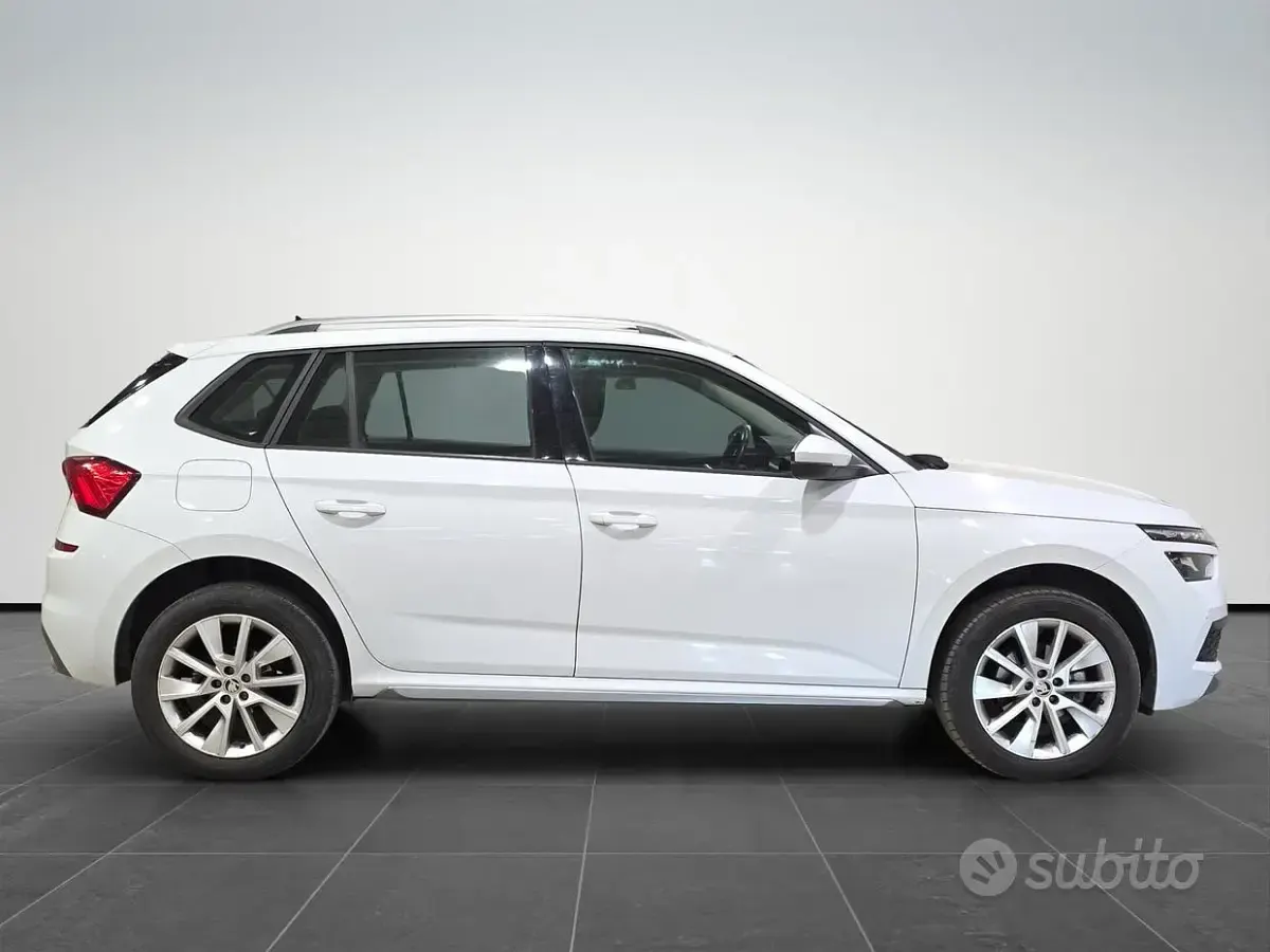 Usata Skoda Kamiq Style 110 CV (80 kW) 2022 Bianco SUV