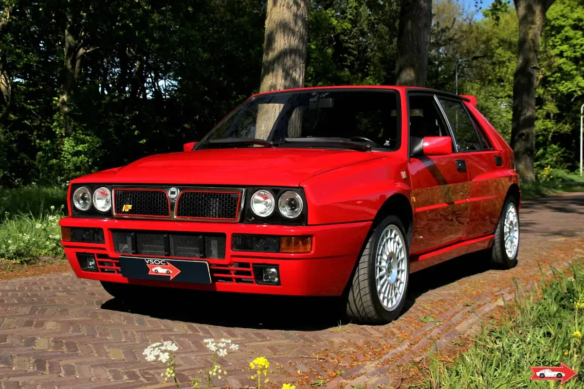 Usata Lancia Delta 205 CV (150 kW) 1991 Rosso Utilitaria