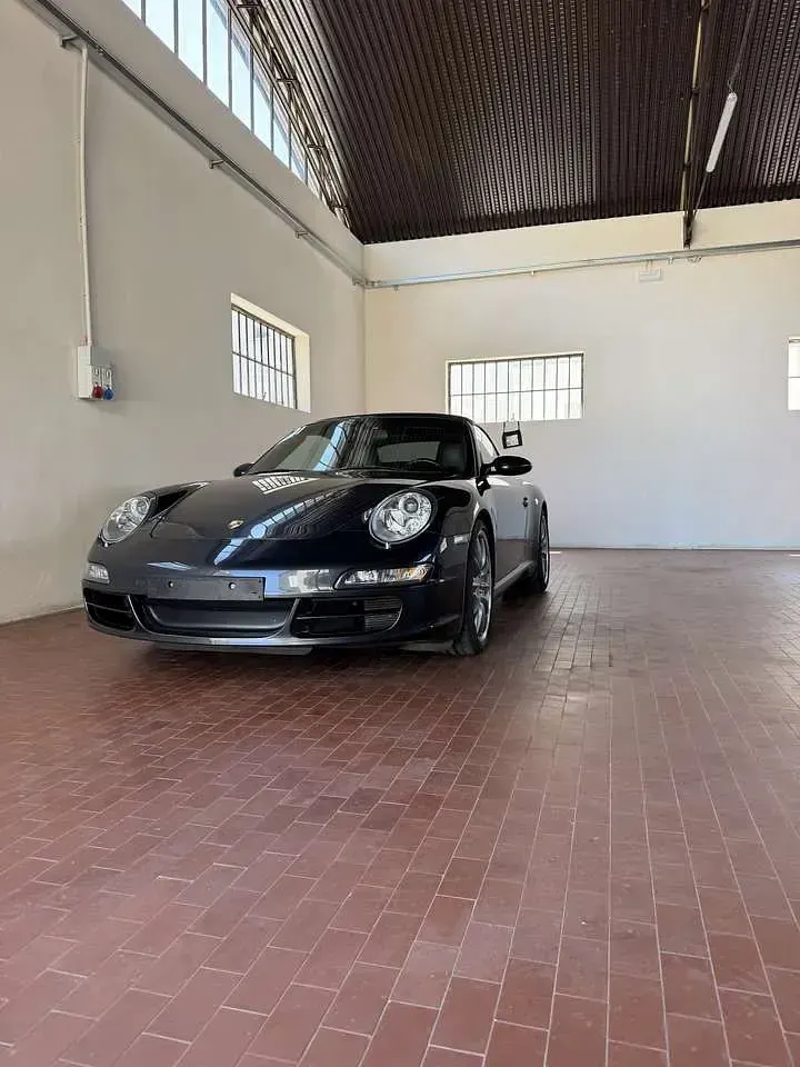 Usata Porsche 997 355 CV (261 kW) 2006 Grigio atas metalizzato Cabrio