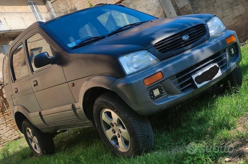 Usata Daihatsu Terios 1998 Nero SUV