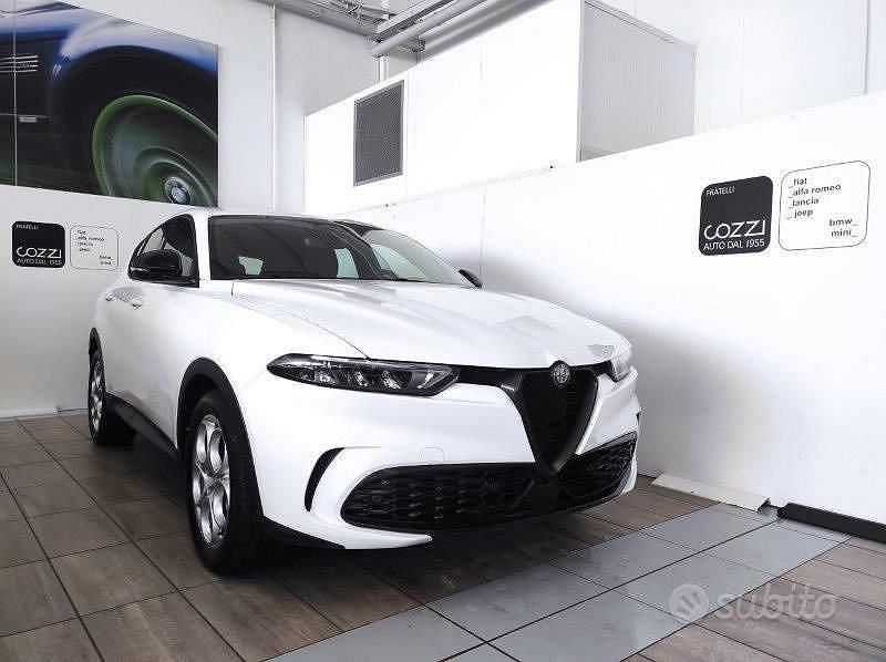 Nuova Alfa Romeo Tonale Sprint 131 CV (96 kW) 2025 Bianco SUV