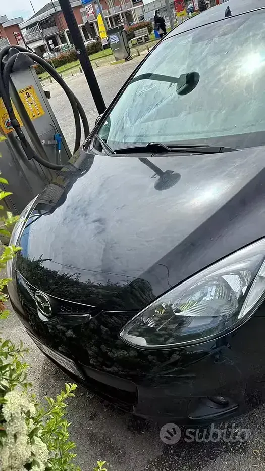 Usata Mazda 2 75 CV (55 kW) 2009 Nero Utilitaria