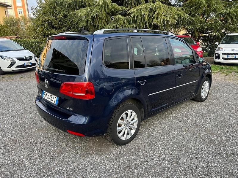 Usata VW Touran Highline 140 CV (102 kW) 2012 Blu Monovolume