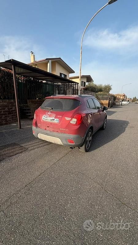 Usata Opel Mokka Cosmo 140 CV (102 kW) 2014 Rosso SUV