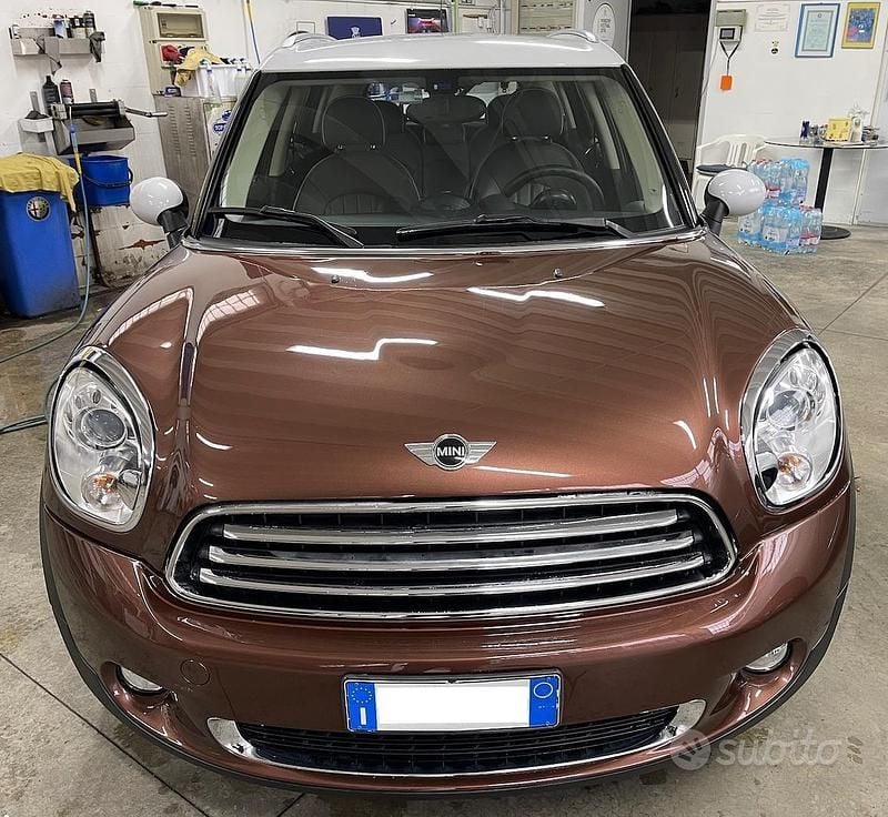 Marrone Usata 2013 Mini Cooper D Utilitaria | 8900 € (Molto cara) - Immagine 1/4