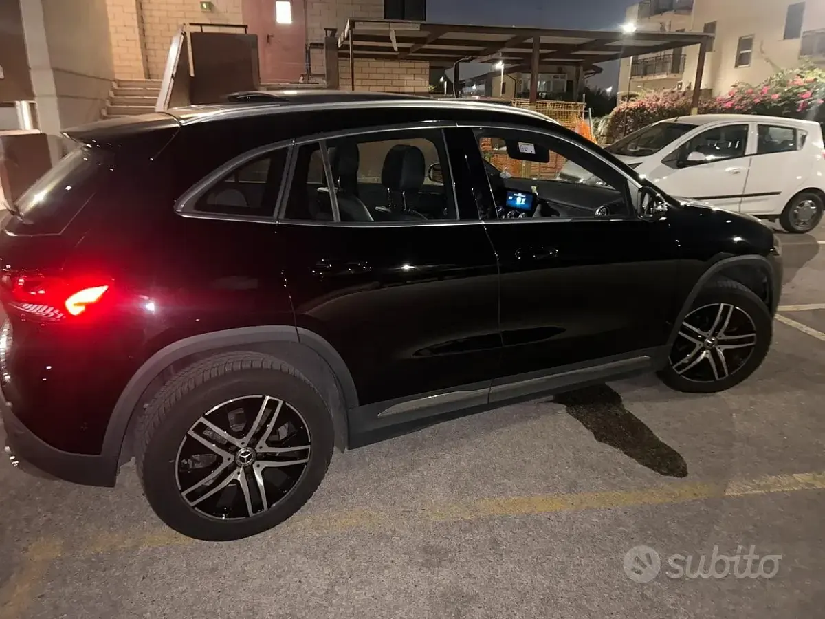 Usata Mercedes GLA180 Executive 136 CV (100 kW) 2022 SUV