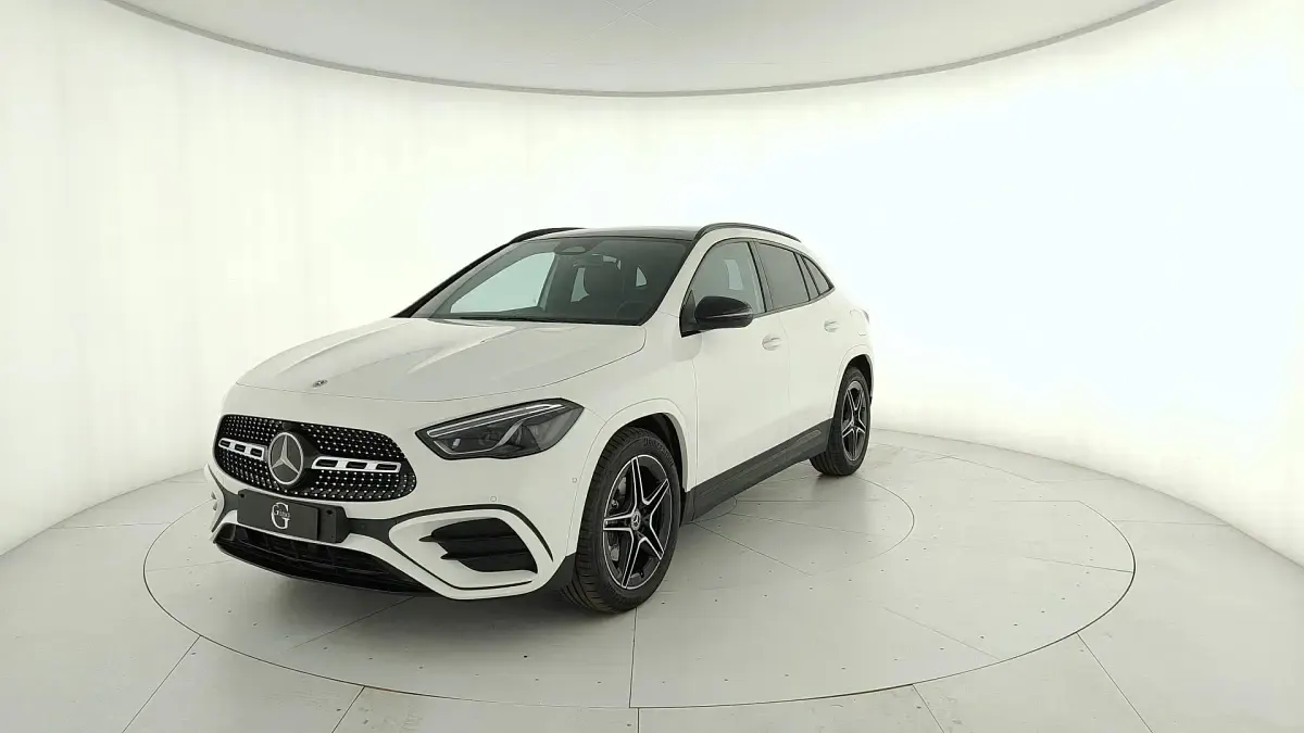 Usata Mercedes GLA200 AMG Line Premium 150 CV (110 kW) 2026 SUV