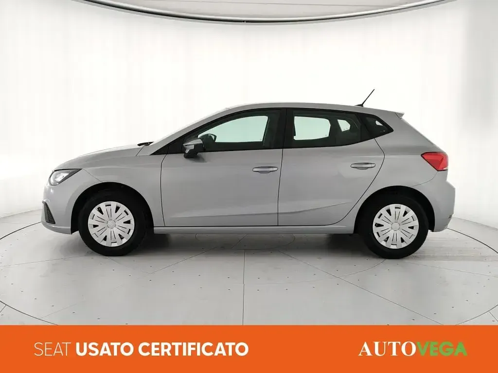 Usata Seat Ibiza Business 80 CV (58 kW) 2023 Grigio pastello Utilitaria