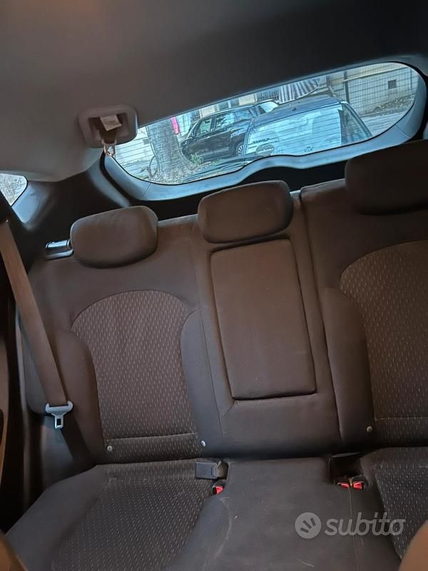 Usata Hyundai ix35 115 CV (84 kW) 2010 Bianco SUV