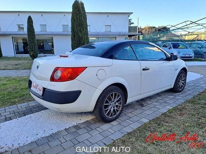 Usata Renault Mégane Cabriolet Luxe 150 CV (110 kW) 2007 Bianco Cabrio