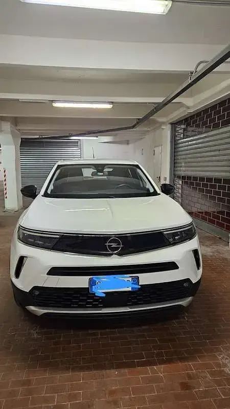 Usata Opel Mokka Elegance 101 CV (74 kW) 2021 Bianco SUV