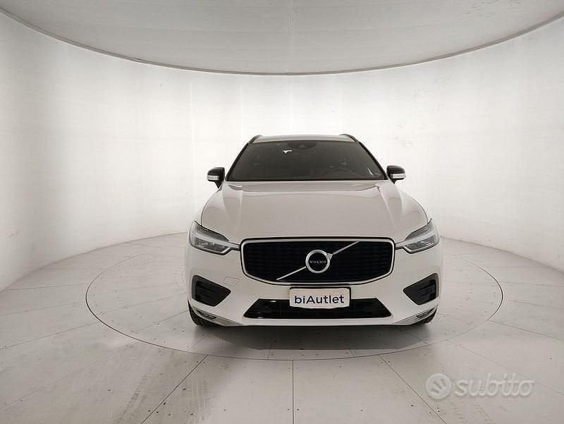 Usata Volvo XC60 R-Design 197 CV (144 kW) 2019 Bianco SUV