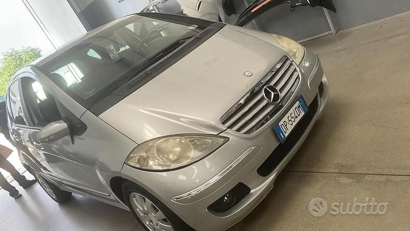 Usata Mercedes A200 95 CV (69 kW) 2008 Grigio Utilitaria