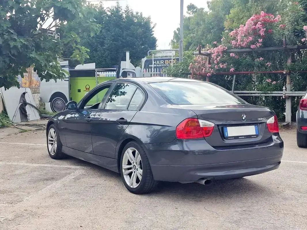 Usata BMW 320 150 CV (110 kW) 2005 Berlina