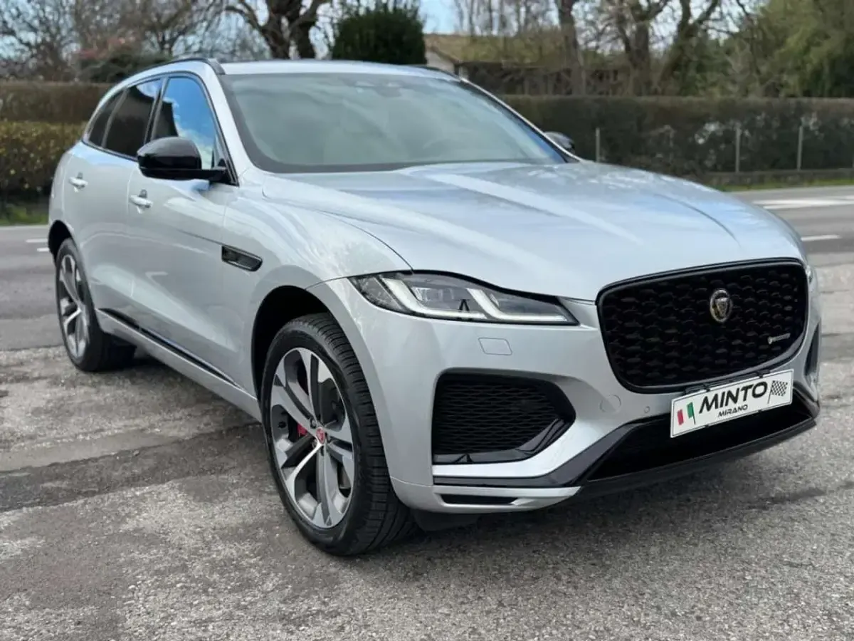 Usata Jaguar F-Pace R-Dynamic 300 CV (220 kW) 2023 Argento SUV